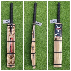BANDOOK UPPER BLADE PLAYERS EDITION BAT + EXTRA GRIP + FREE GIFT NIVIA Heavy Red Tennis Ball (Box of 12)