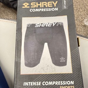 SHREY COMPRESSION WITH pocket for abdominal gaurd