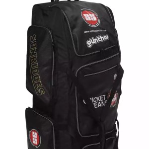 SS Gunther Wheelie Cricket Kit Bag (2026)