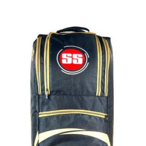 SS Pro Duffle Cricket Kit Bag (2026)