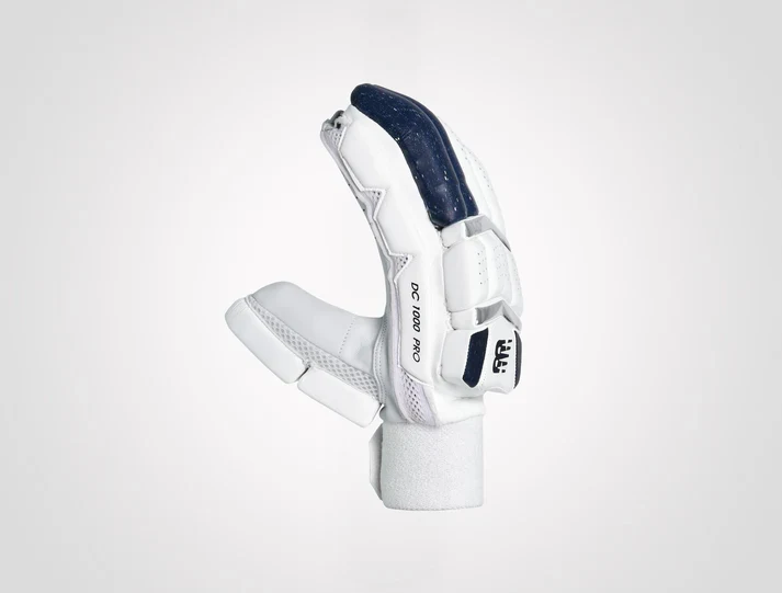 New Balance DC 10i Pro adult cricket batting gloves showing side profile and flexibility on albertacrickets.com.